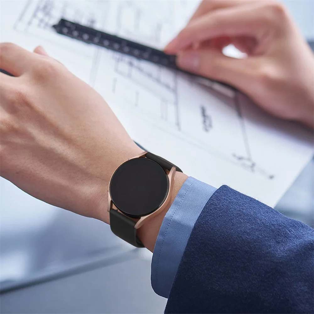 ساعة رياضية من السيليكون ، سوا - مراجعة Titan Smartwatch Accessories وسعره