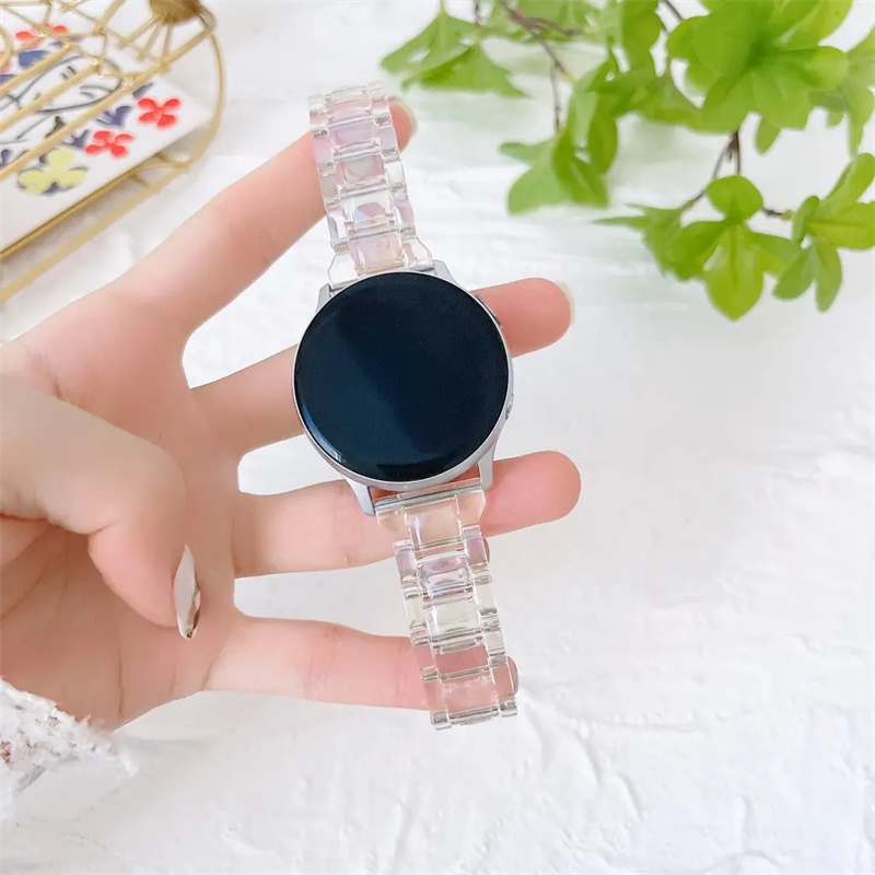 شريط جليدي شفاف لساعة سامسونج  - مراجعة Titan Smartwatch Accessories وسعره